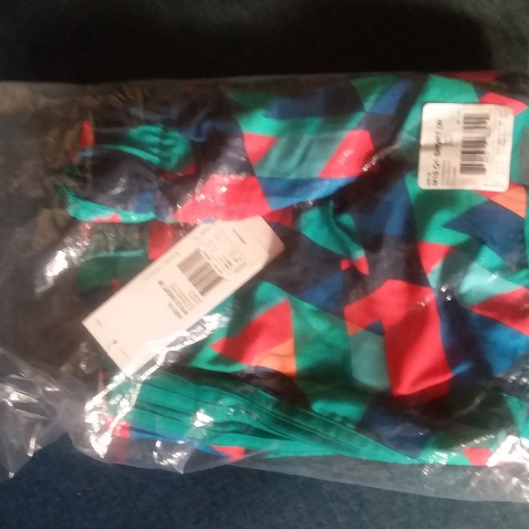 NWT **ADIDAS WOMEN'S M10 Q1 JOGGING SHORTS ** - Picture 3 of 4